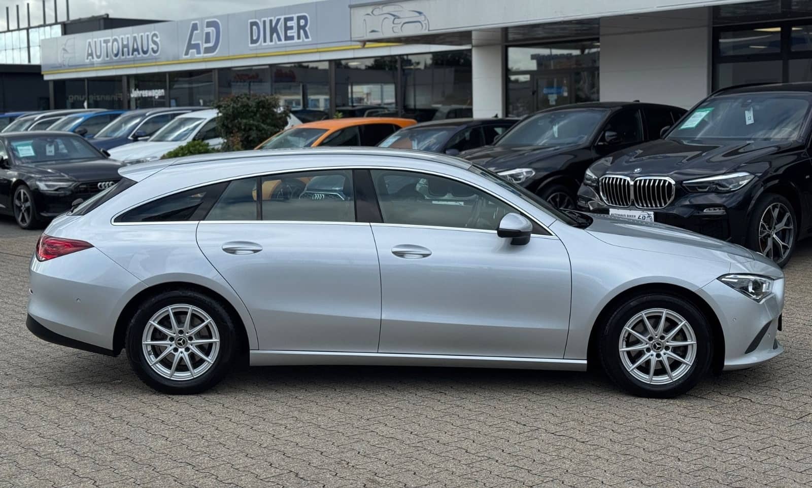 Mercedes-Benz CLA 180 Shooting Brake Euro 6d,LED,Navi foto 3