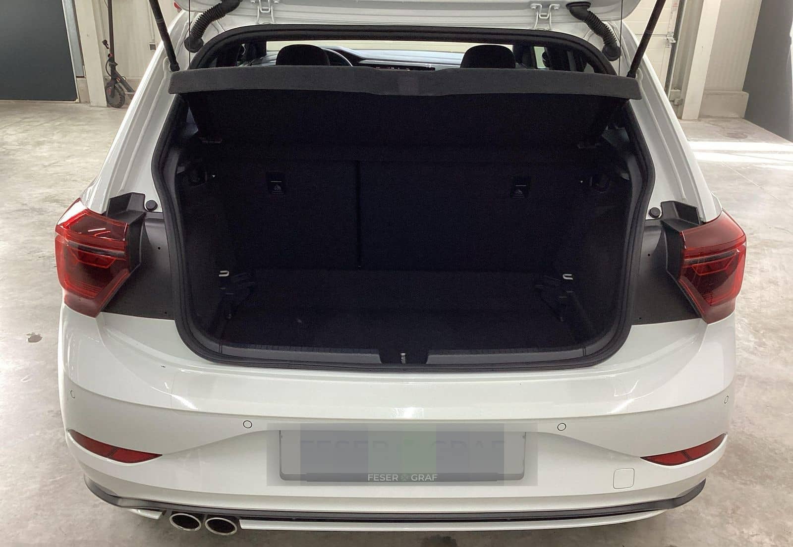 Volkswagen Polo GTI 2.0TSI 152kW DSG Kamera ACC Matrix Navi foto 10