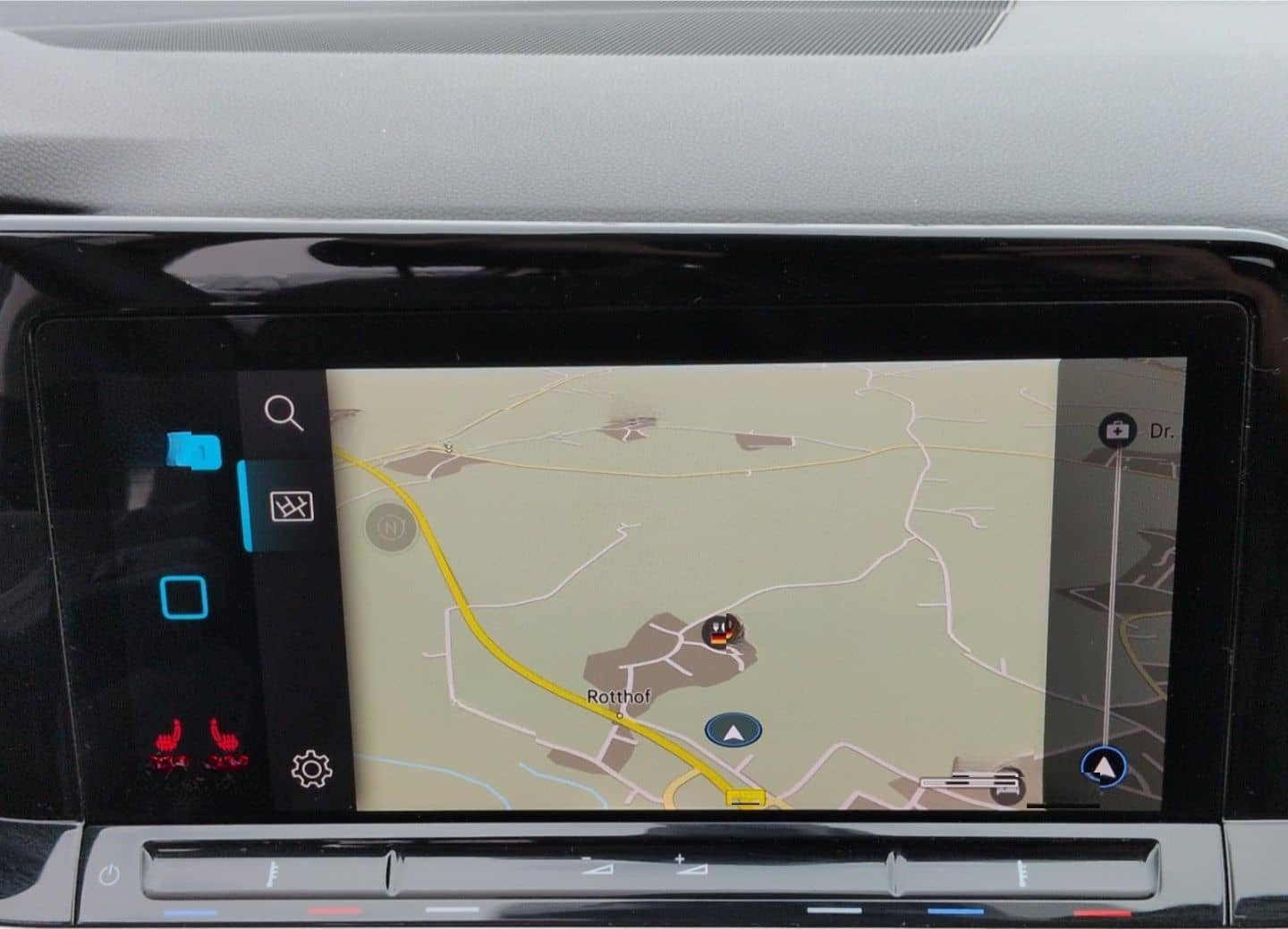 Volkswagen Golf VIII Life 2.0TDI*StndHzg ACC 4xSHZ Navi LED foto 12