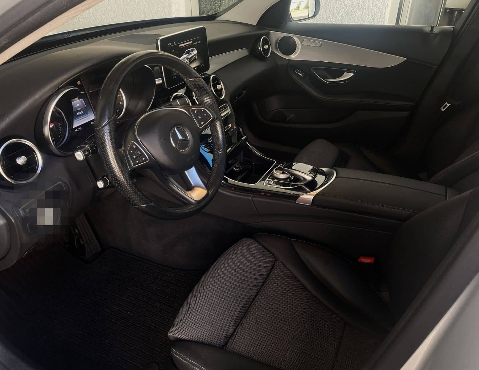 Mercedes-Benz C 180 T*AHK,Pano,Totw.,me connect,Multibeam LED* foto 8