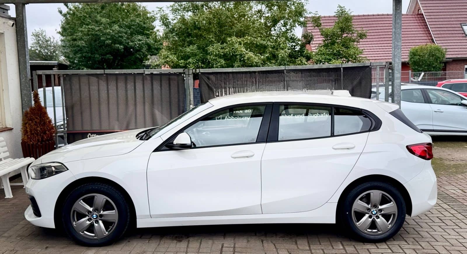 BMW 118 d Advantage Virtual  LED | Navi | Shz | PDC foto 14