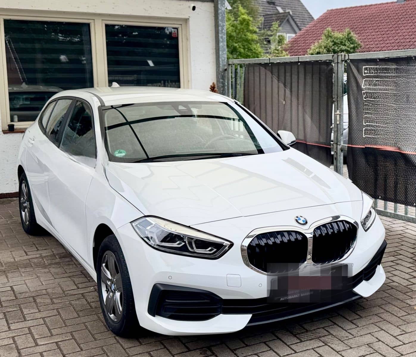 BMW 118 d Advantage Virtual  LED | Navi | Shz | PDC foto 5