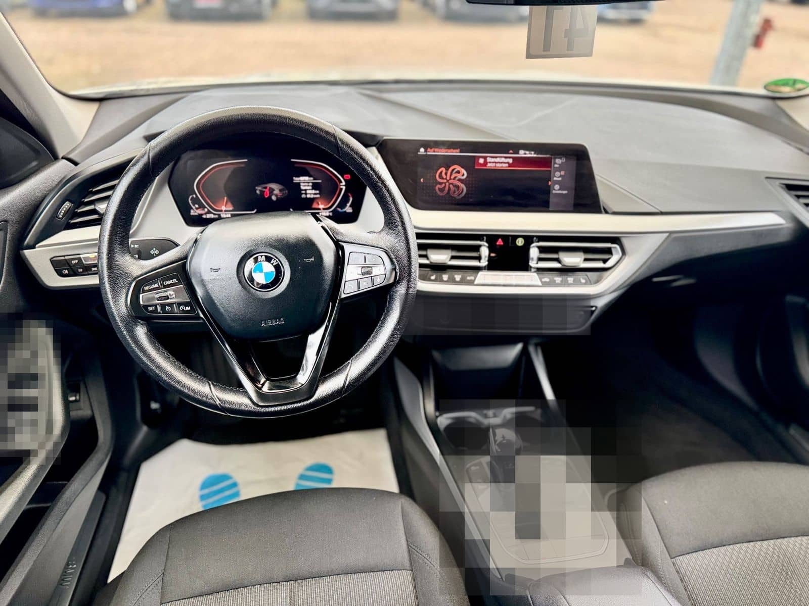 BMW 118 d Advantage Virtual  LED | Navi | Shz | PDC foto 9