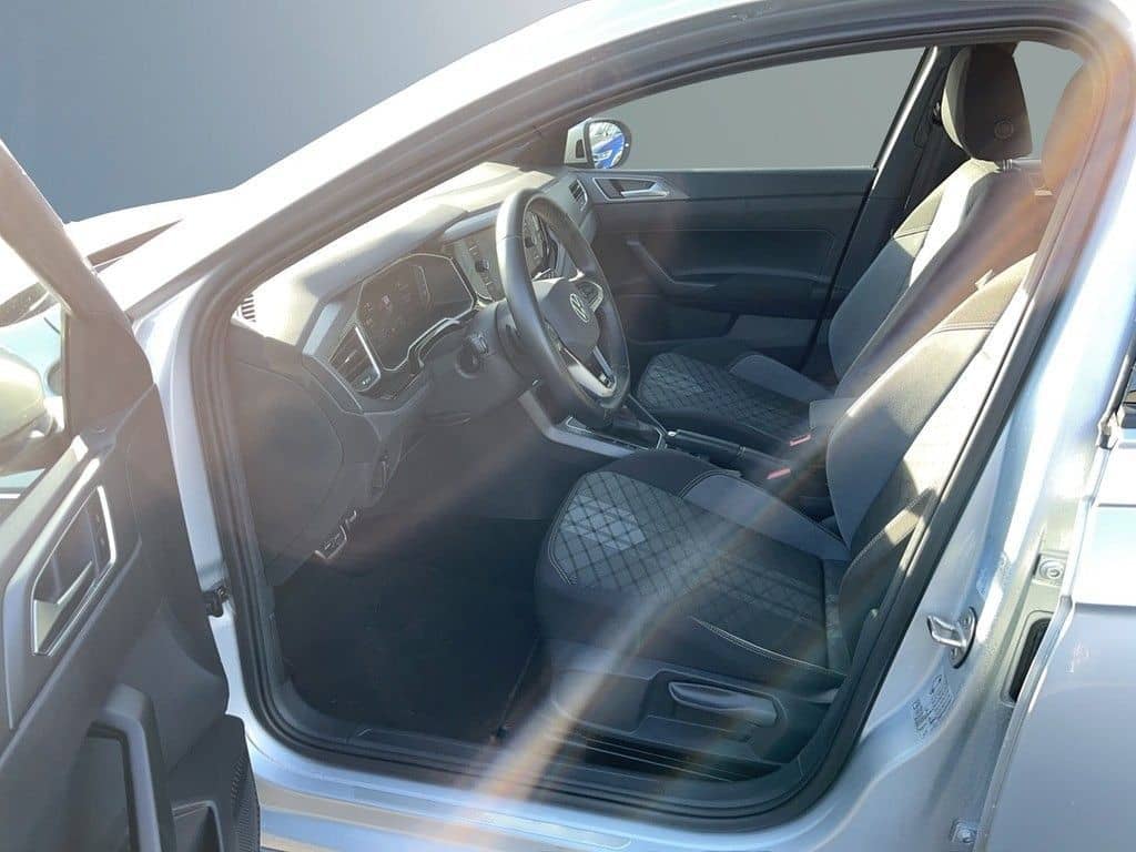 Volkswagen Taigo 1.0 TSI DSG R-Line AHK Kamera LED ACC foto 10