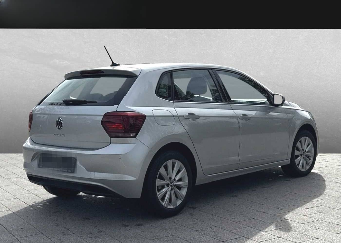 Volkswagen Polo 1.5 TSI DSG Highline foto 2