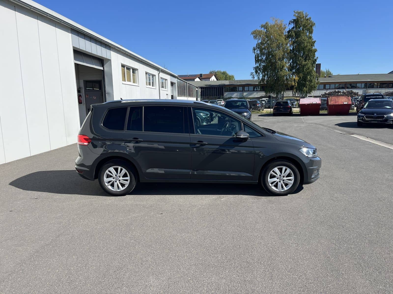 Volkswagen Touran 2.0 TDI Comfortline 135€ m.20% Anz. AHK N foto 5