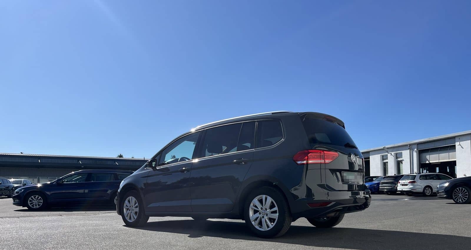 Volkswagen Touran 2.0 TDI Comfortline 135€ m.20% Anz. AHK N foto 9