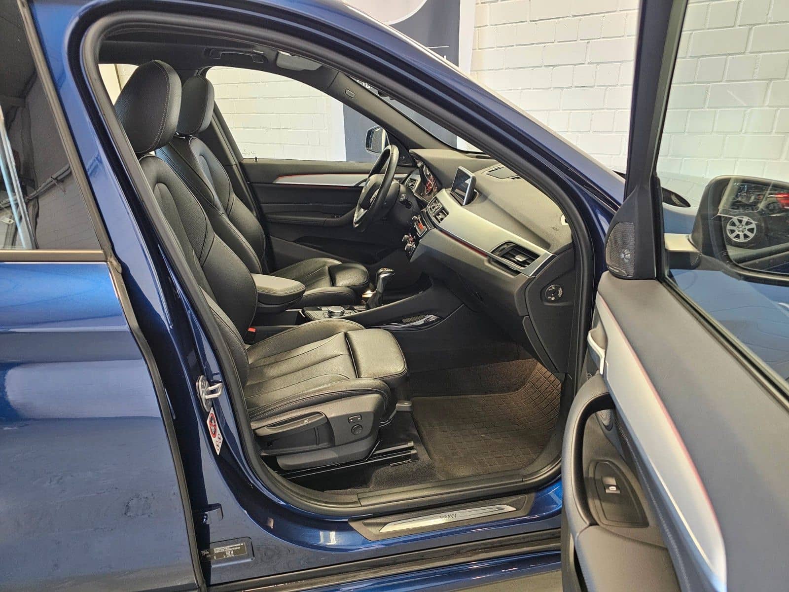 BMW X1 xDrive 25d Sport Line 2.0+ACC/PANO/HeadUp/HK foto 12