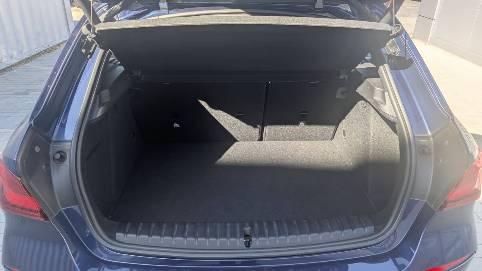 BMW 118i Hatch Luxury Line Head-Up HiFi DAB LED Shz foto 14