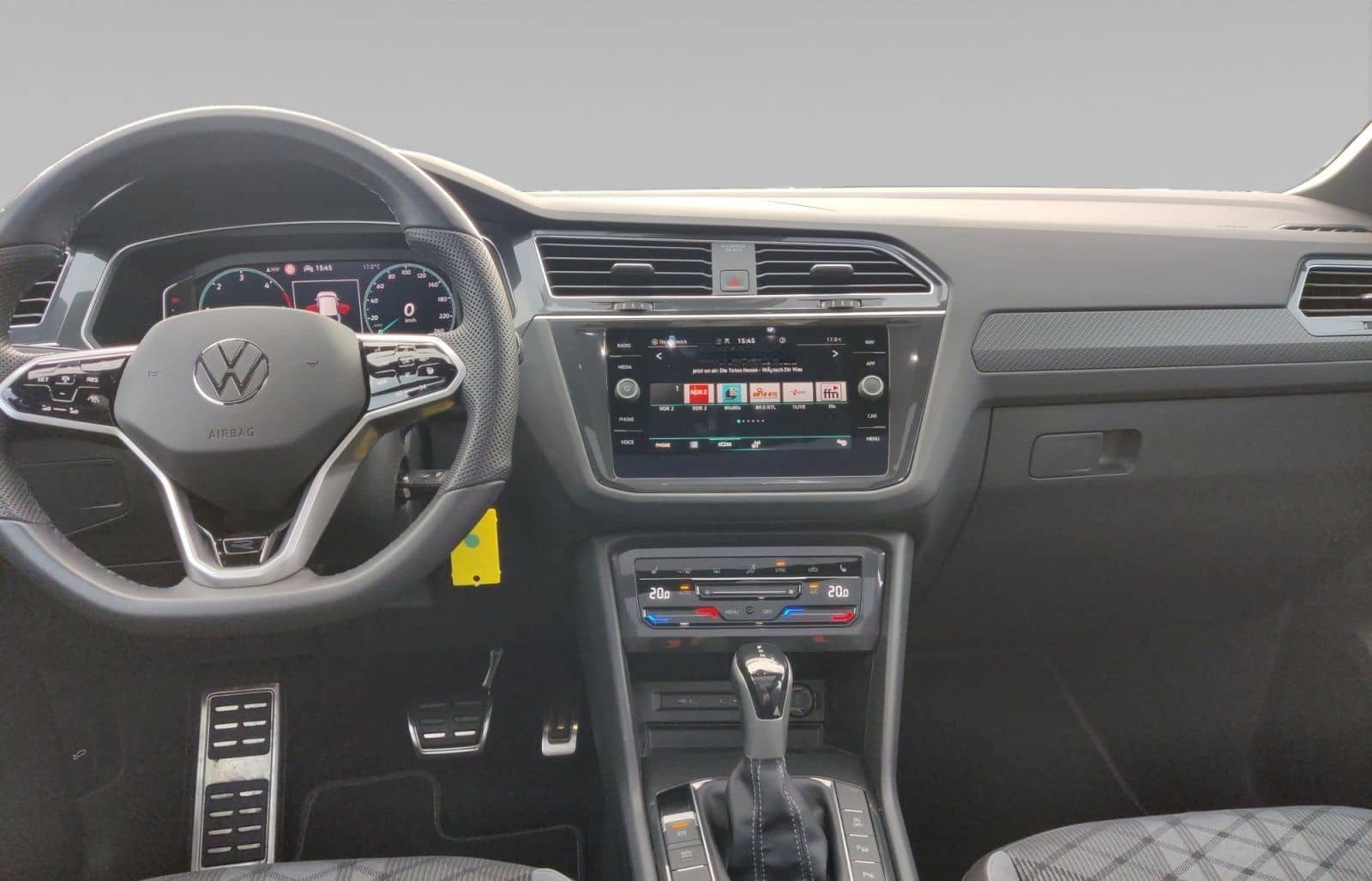 Volkswagen Tiguan 2.0 TDI R-Line Matrix Pano Harman 20" foto 12