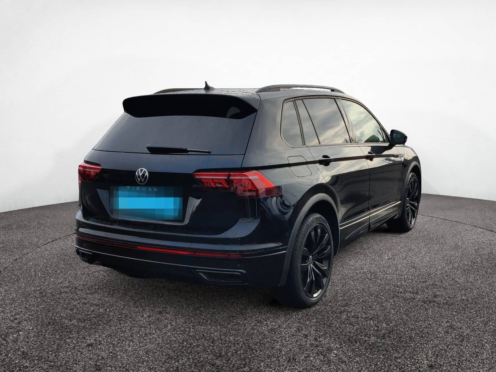 Volkswagen Tiguan 2.0 TDI R-Line Matrix Pano Harman 20" foto 6