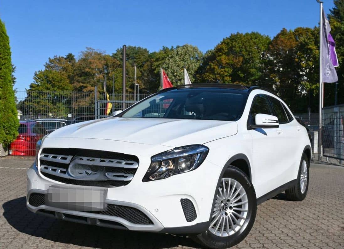 Mercedes-Benz GLA 200 d CDI Navi PDC Kamera Sitzhz. PanoramaSD foto 1