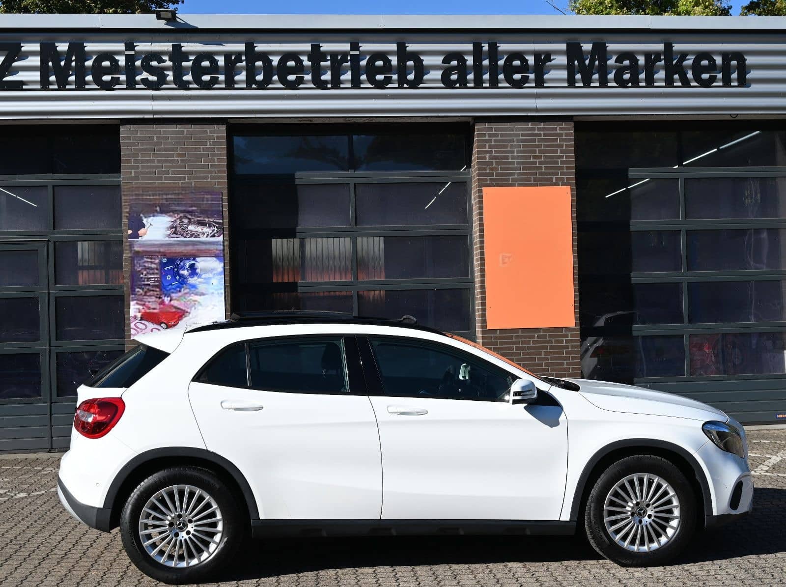 Mercedes-Benz GLA 200 d CDI Navi PDC Kamera Sitzhz. PanoramaSD foto 3