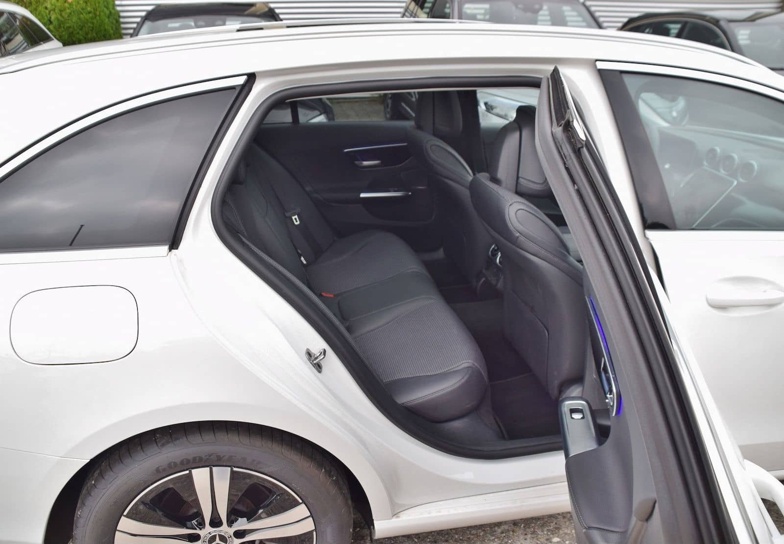 Mercedes-Benz C 200 T Avantgarde Advanced (Pano AK Spur Kamera foto 16