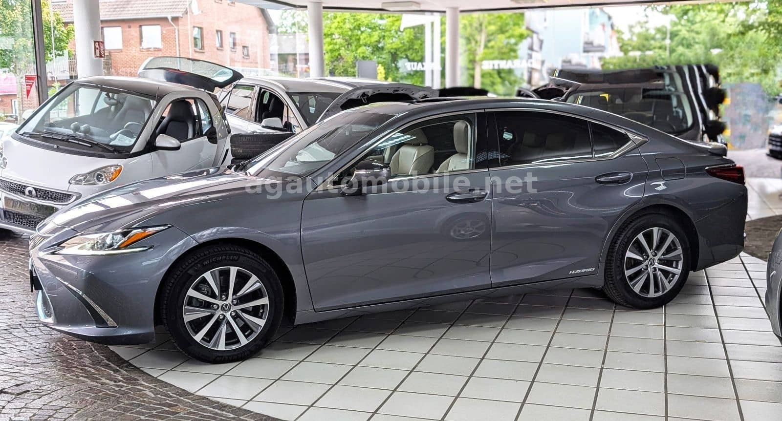 Lexus ES 300H ACC Leder ESD Kamera 8-FACH foto 12