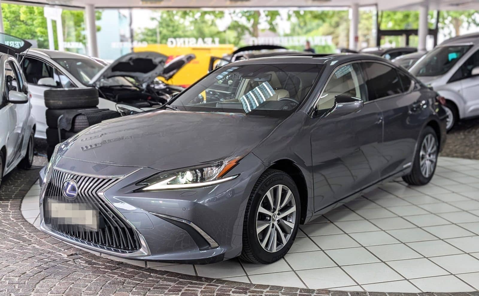 Lexus ES 300H ACC Leder ESD Kamera 8-FACH foto 4