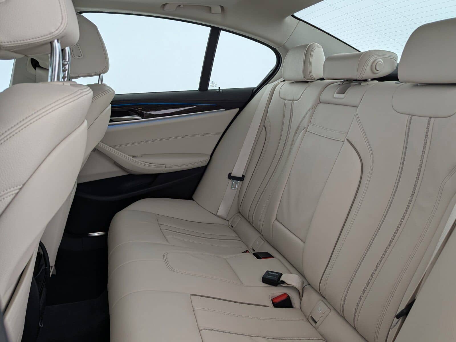 BMW 545 e xDrive Luxury Line LEDER+LED+NAVI+GSD+SHZ+ foto 16