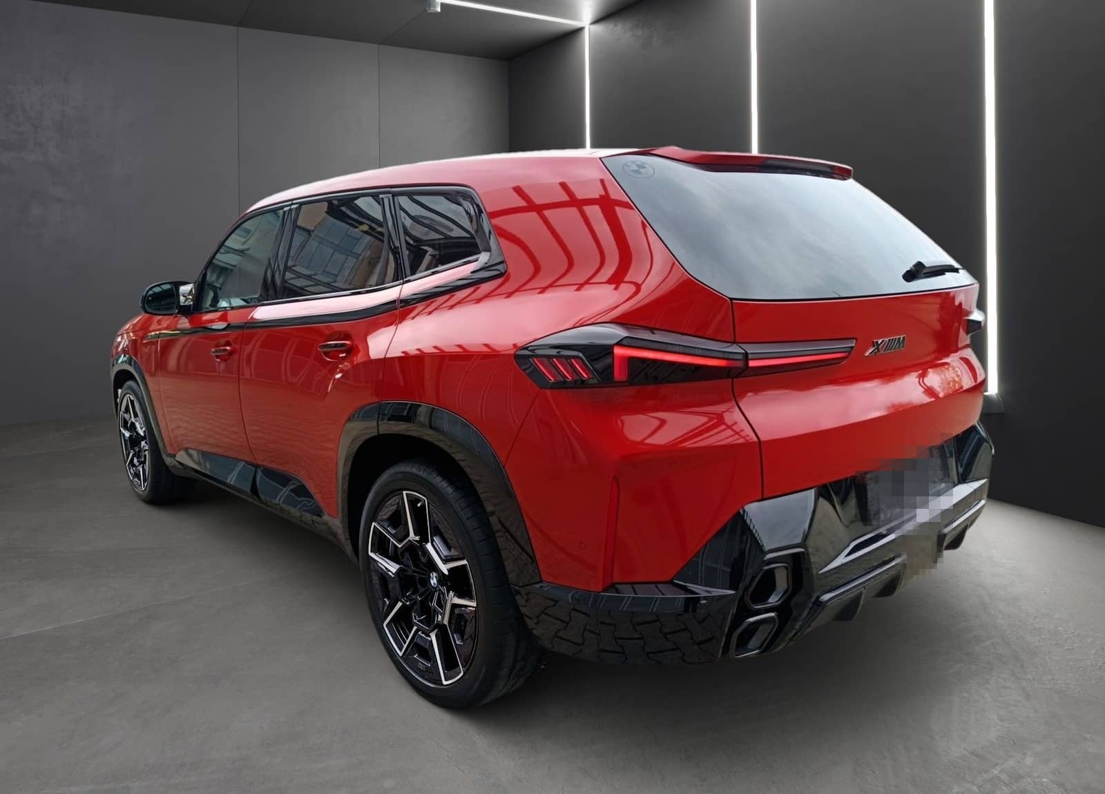 BMW XM 50e 22"ALU+ICONIC GLOW+AHK+AB ASSISTENT foto 5