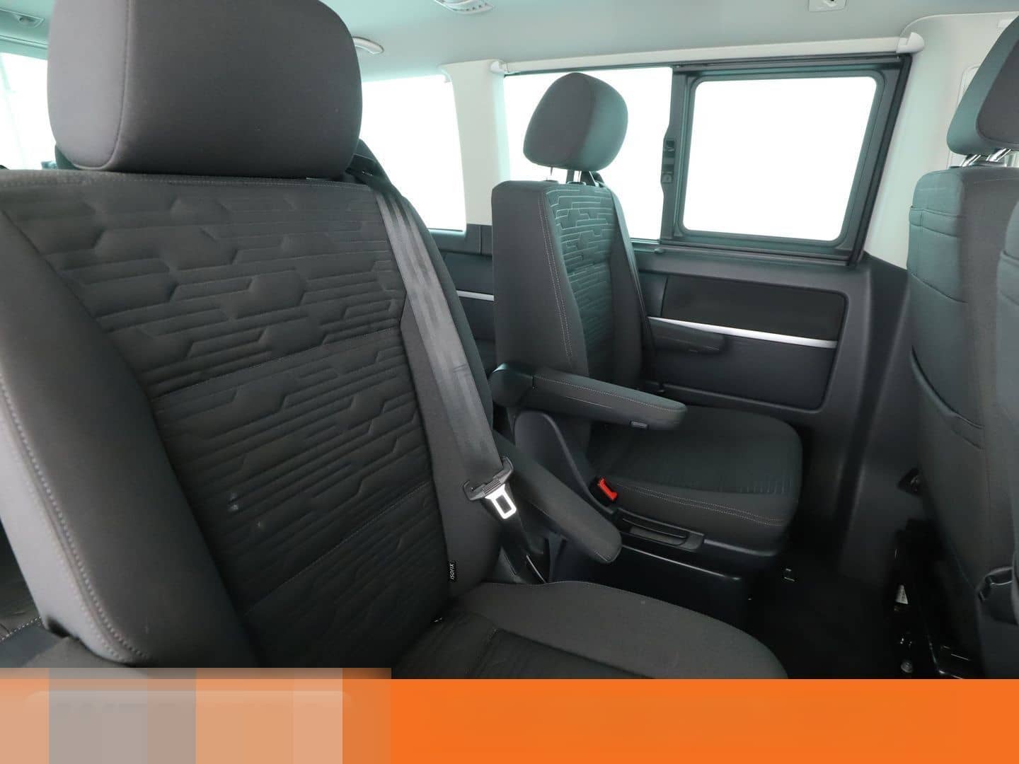 Volkswagen T6 Multivan 2.0 TDI Comfortline FWD Aut.*NAVI* foto 20