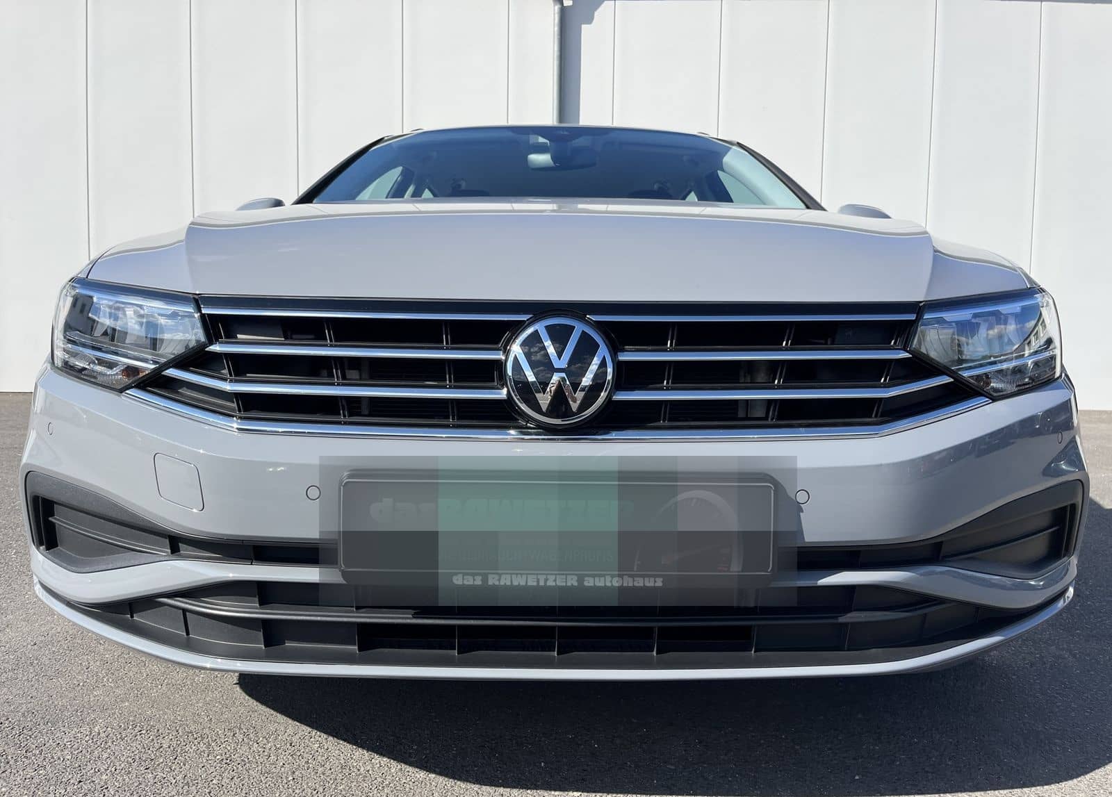 Volkswagen Passat Variant 1.5 TSI R-Line Optik 135€ m.20% A foto 3