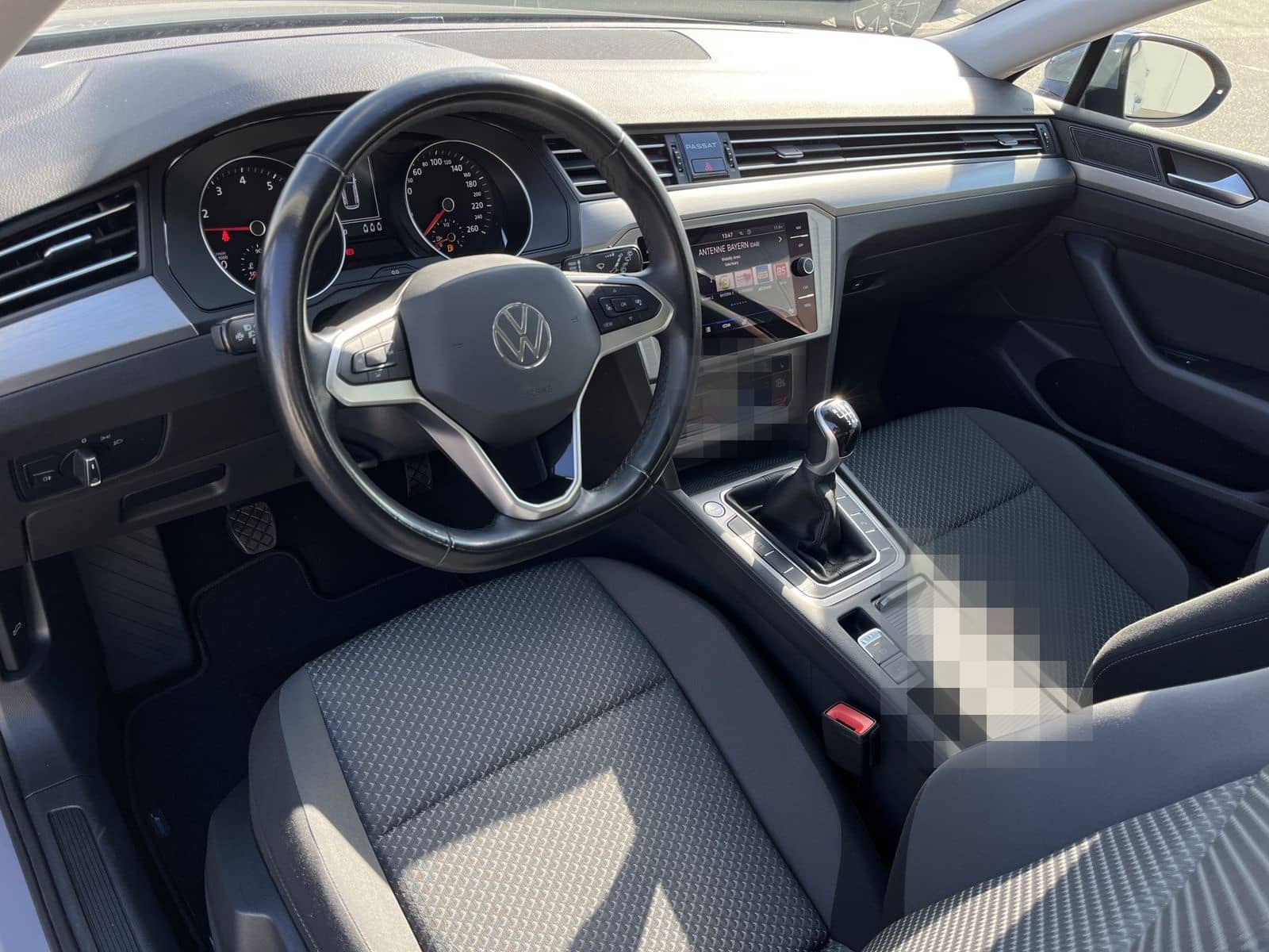 Volkswagen Passat Variant 1.5 TSI R-Line Optik 135€ m.20% A foto 10