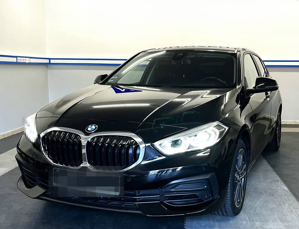 BMW 116 i Advantage AUT NAVI SHZ CARPLAY LED foto 1