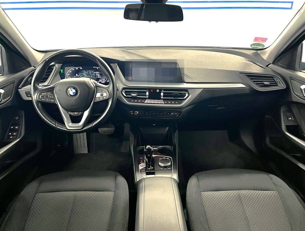 BMW 116 i Advantage AUT NAVI SHZ CARPLAY LED foto 3