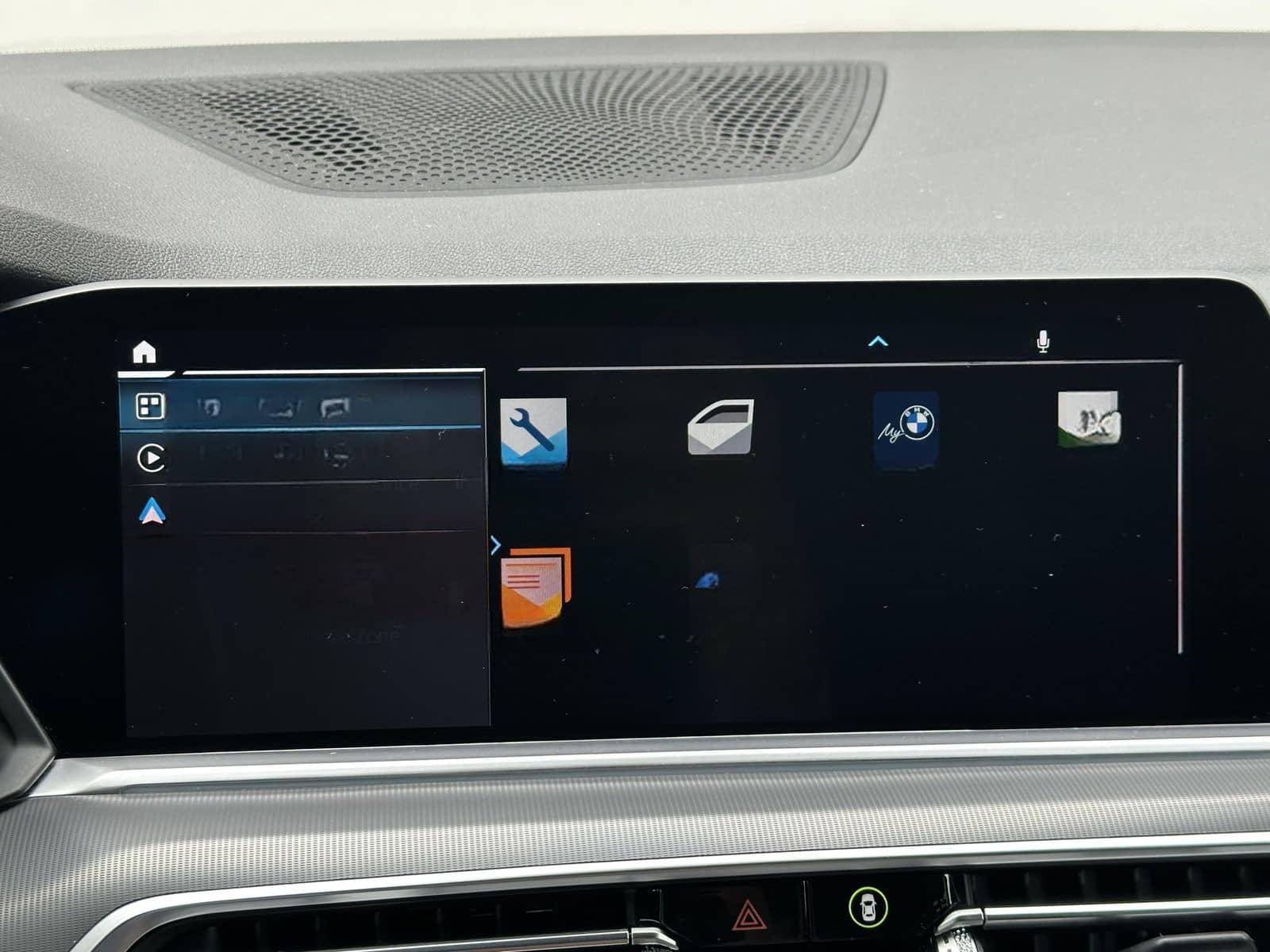 BMW X5 xDrive45e / MEMORY / Live Cockpit / H&K Sound foto 16