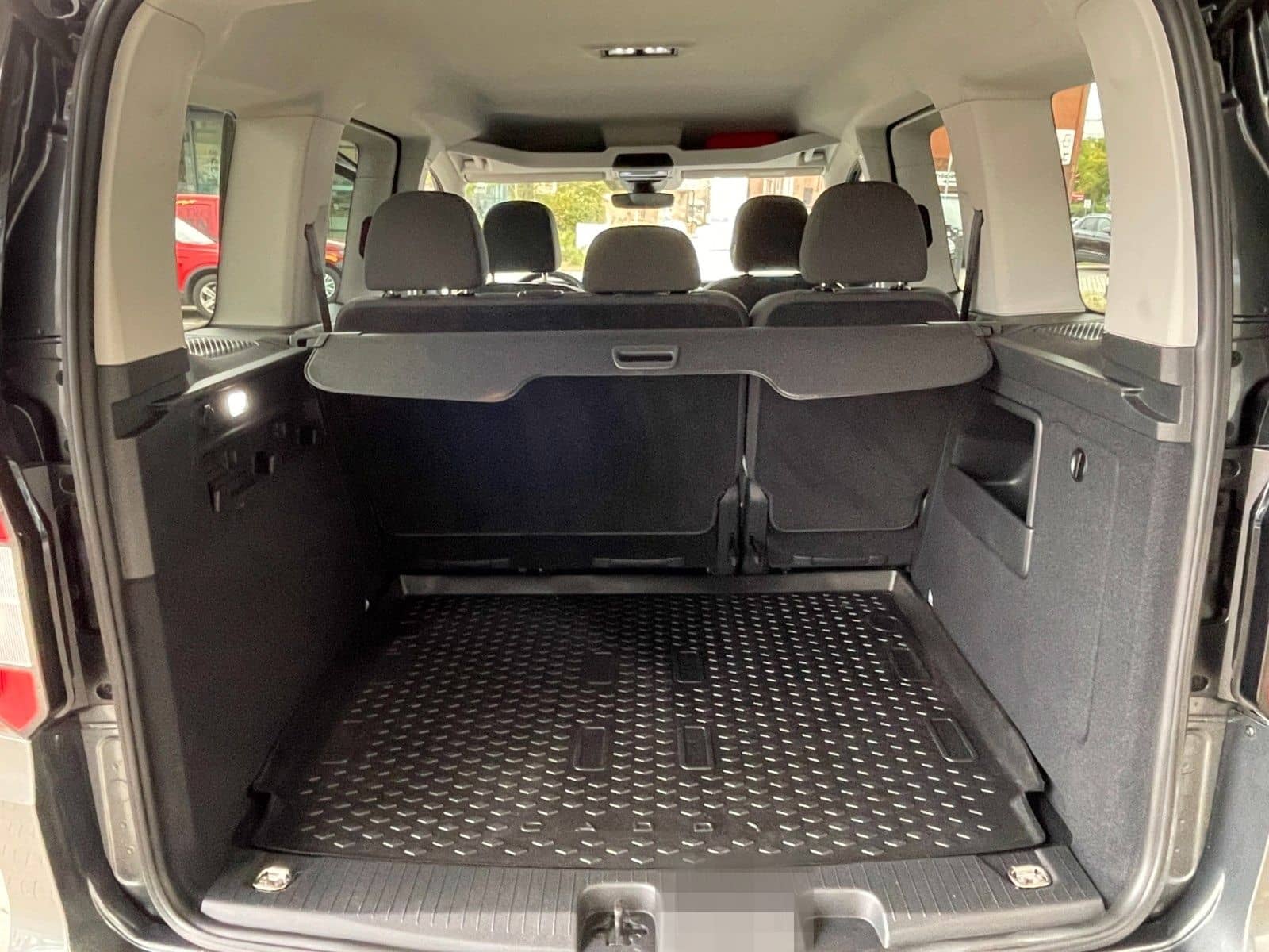 Volkswagen Caddy 2.0 TDI 90kW DSG Life foto 12