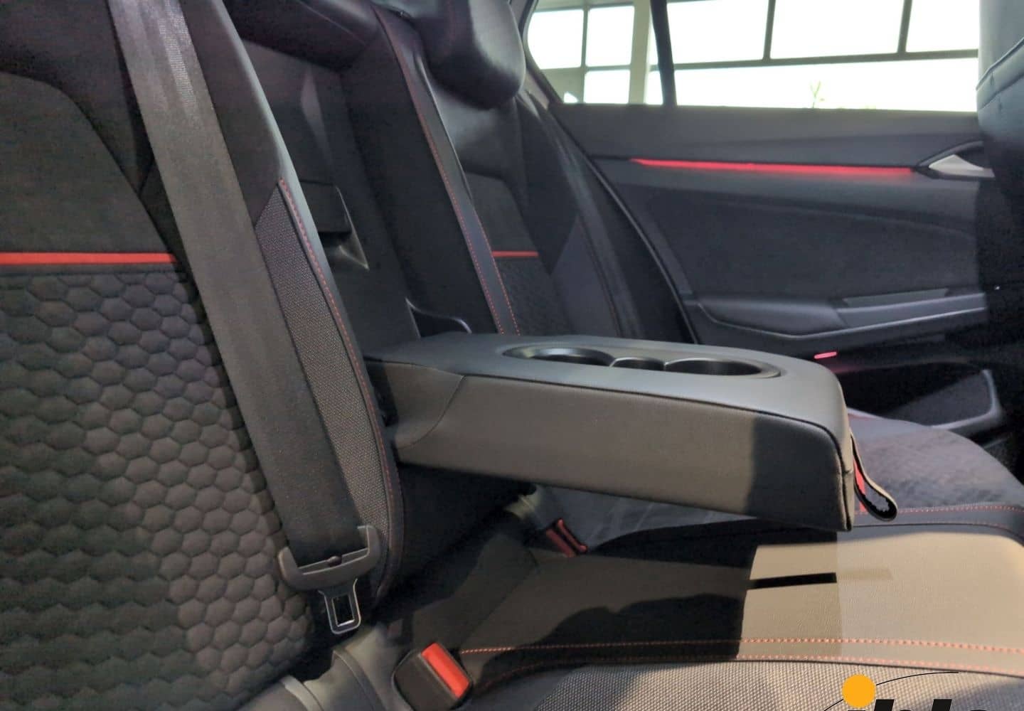 Volkswagen Golf GTI VIII 2,0 TSI DSG Clubsport Black Style  foto 19