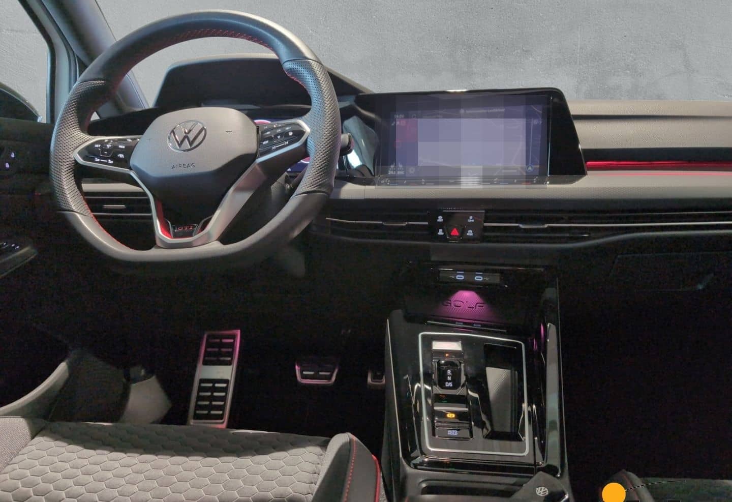 Volkswagen Golf GTI VIII 2,0 TSI DSG Clubsport Black Style  foto 7