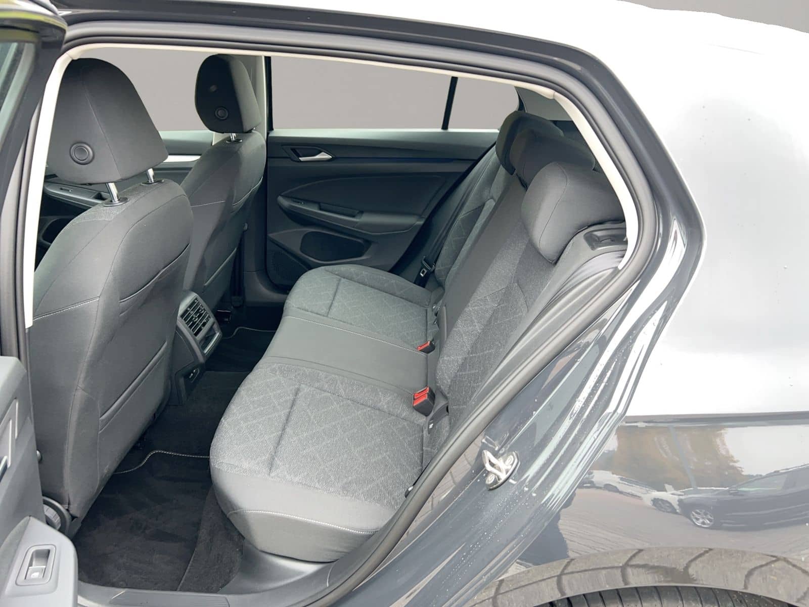 Volkswagen Golf VIII 2.0 TDI Life, Business Premium Discove foto 10