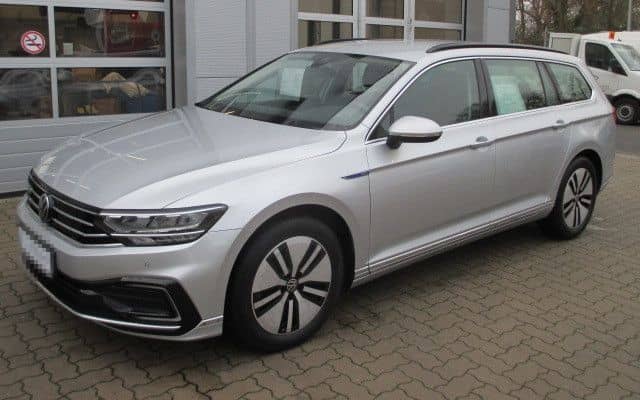 Volkswagen Passat Variant 1.4 TSI Hybrid GTE+LED+NAV foto 1