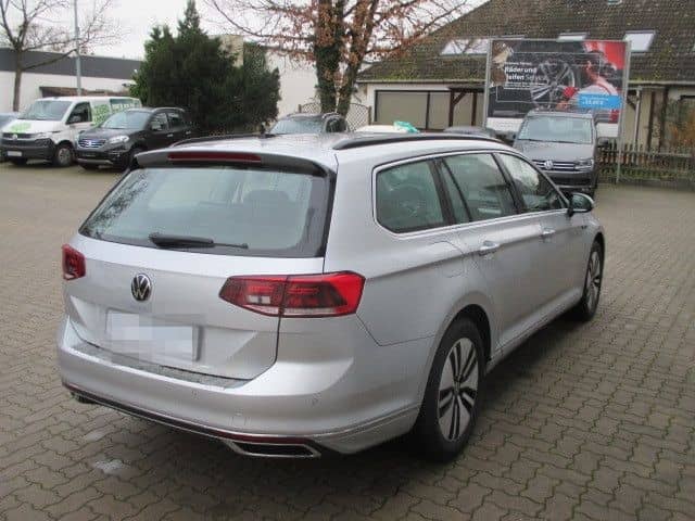 Volkswagen Passat Variant 1.4 TSI Hybrid GTE+LED+NAV foto 4