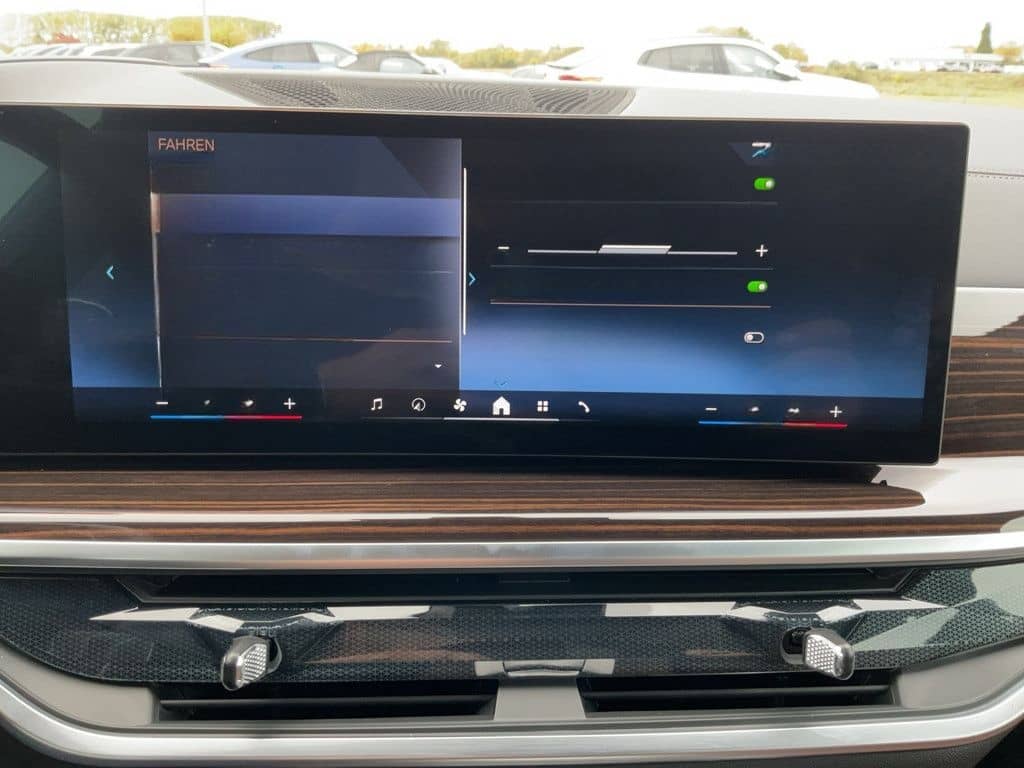 BMW X5 xDrive30d M-SPORT LED NAVI 360° ACC 20" AHK foto 20