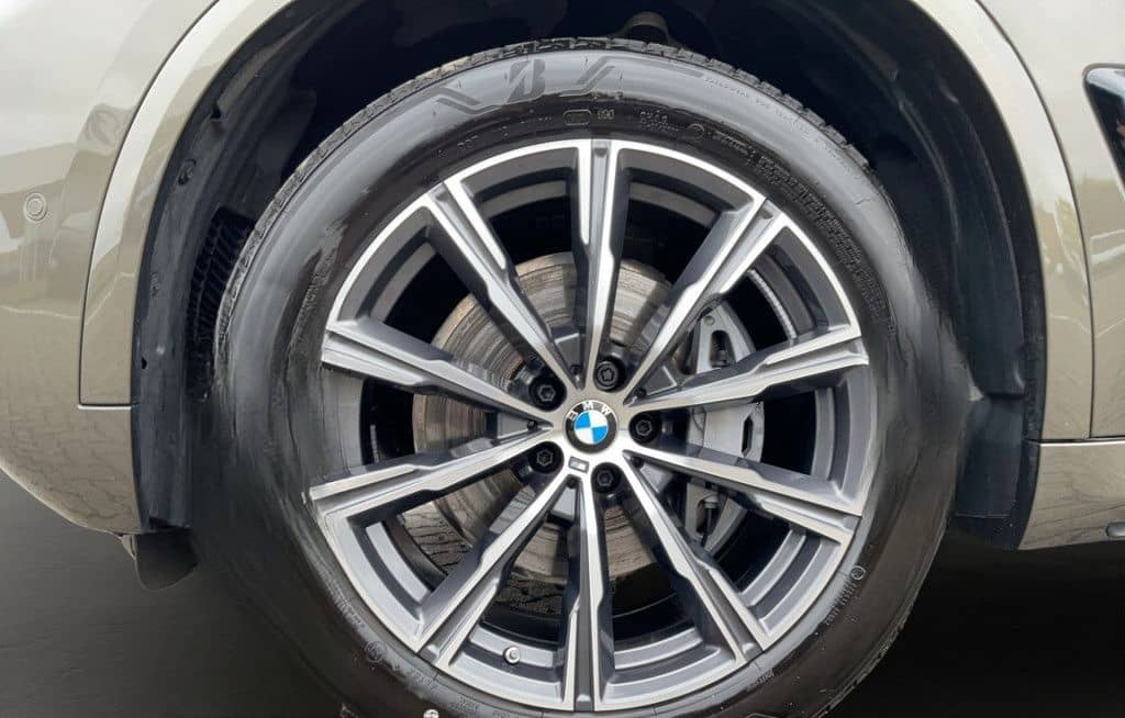 BMW X5 xDrive30d M-SPORT LED NAVI 360° ACC 20" AHK foto 4