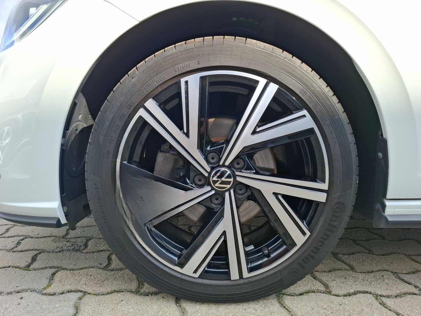 Volkswagen Polo R-Line TSI DSG IQ.Light ACC SH AID RFK AppC foto 9