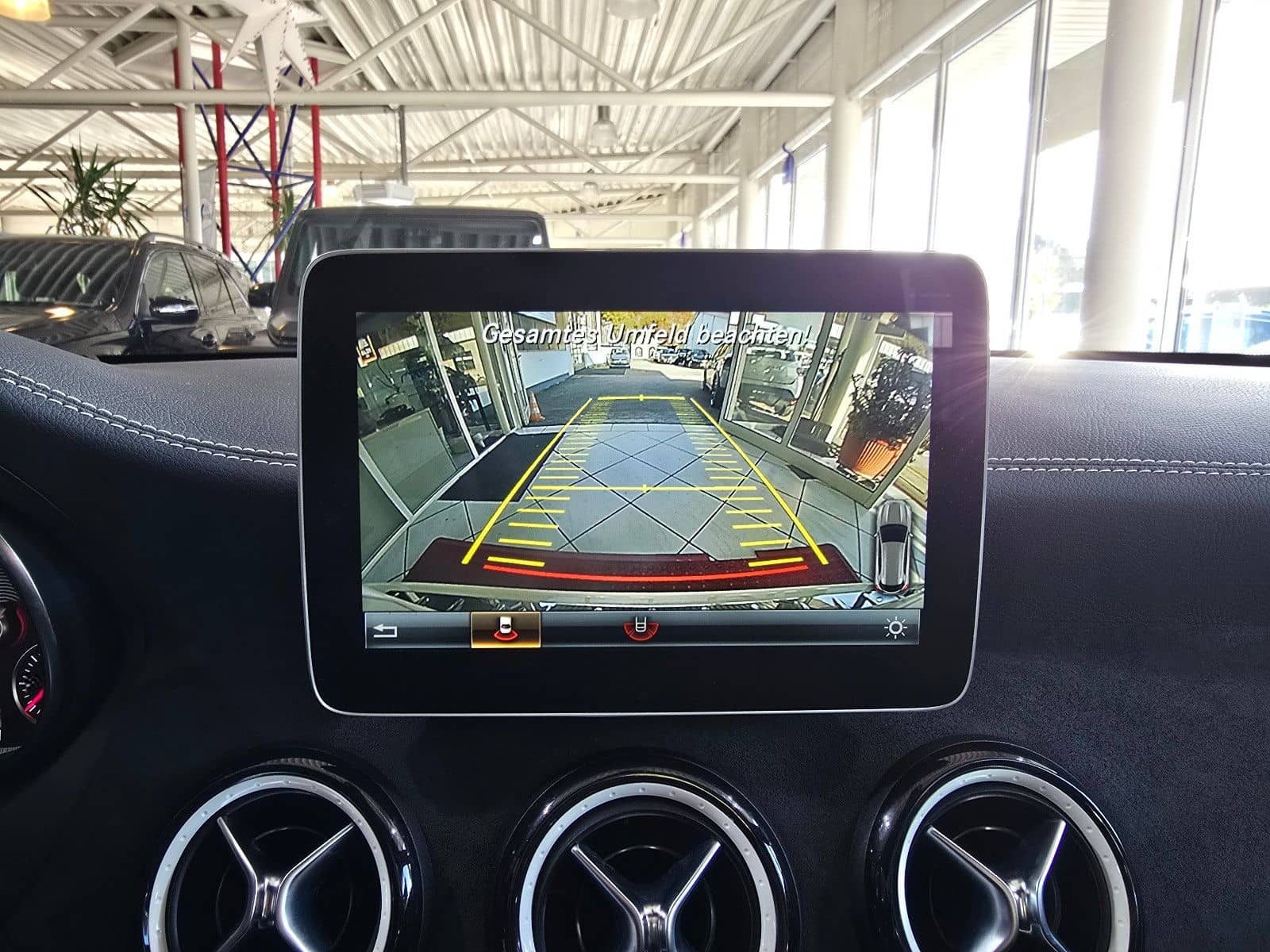 Mercedes-Benz GLA 200 Peak Edition+AMG STYLING+19" AMG LM+PANO foto 12