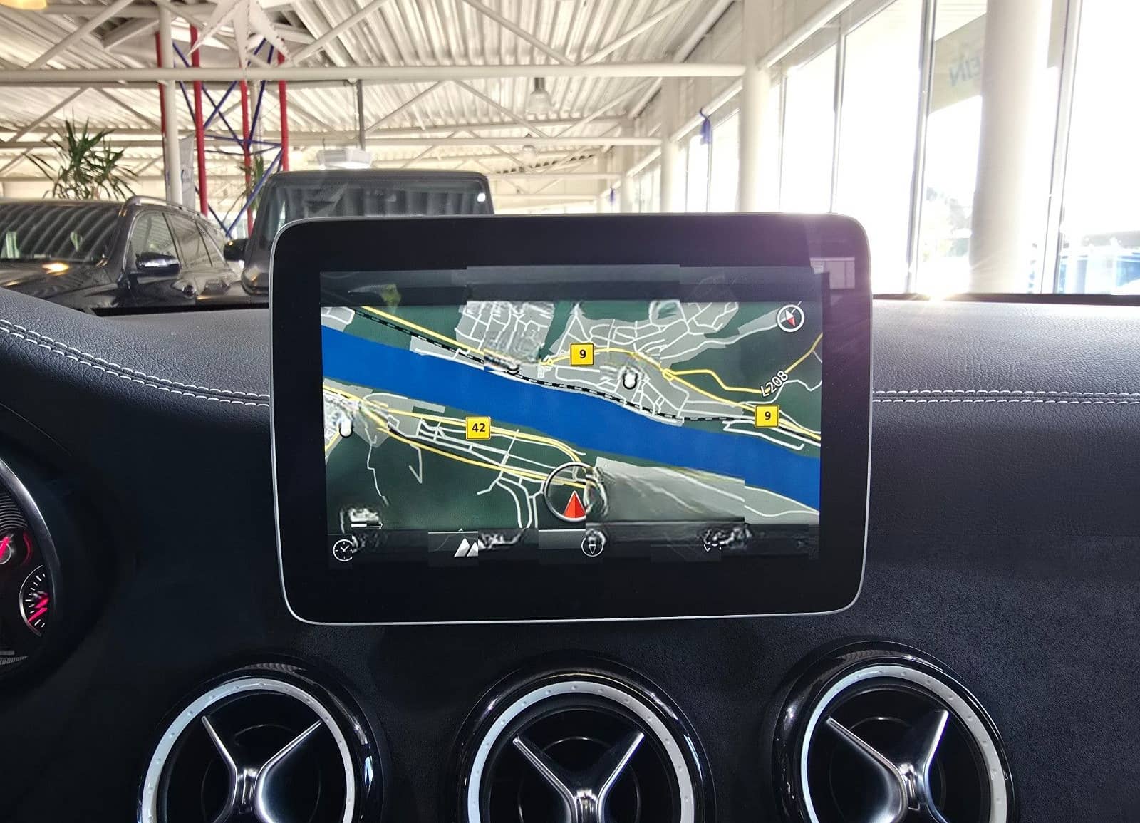 Mercedes-Benz GLA 200 Peak Edition+AMG STYLING+19" AMG LM+PANO foto 13