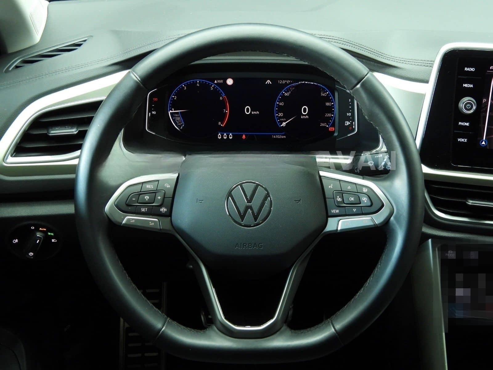 Volkswagen T-ROC 1.0 TSI MOVE foto 13