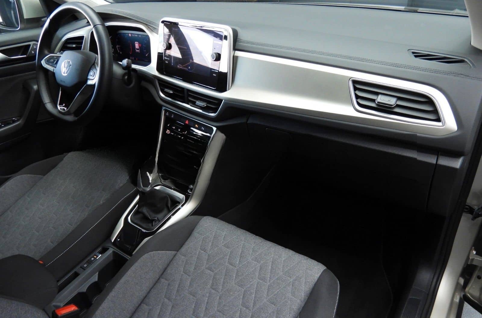 Volkswagen T-ROC 1.0 TSI MOVE foto 19