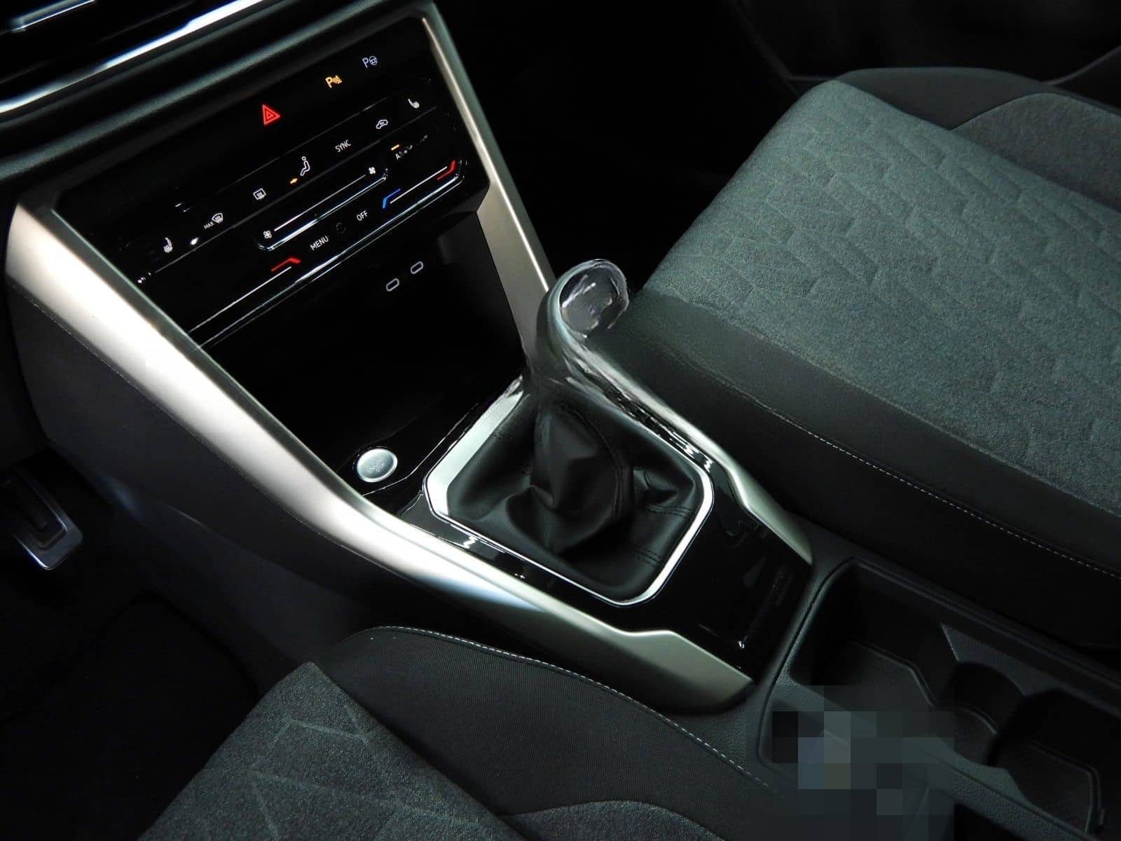 Volkswagen T-ROC 1.0 TSI MOVE foto 20