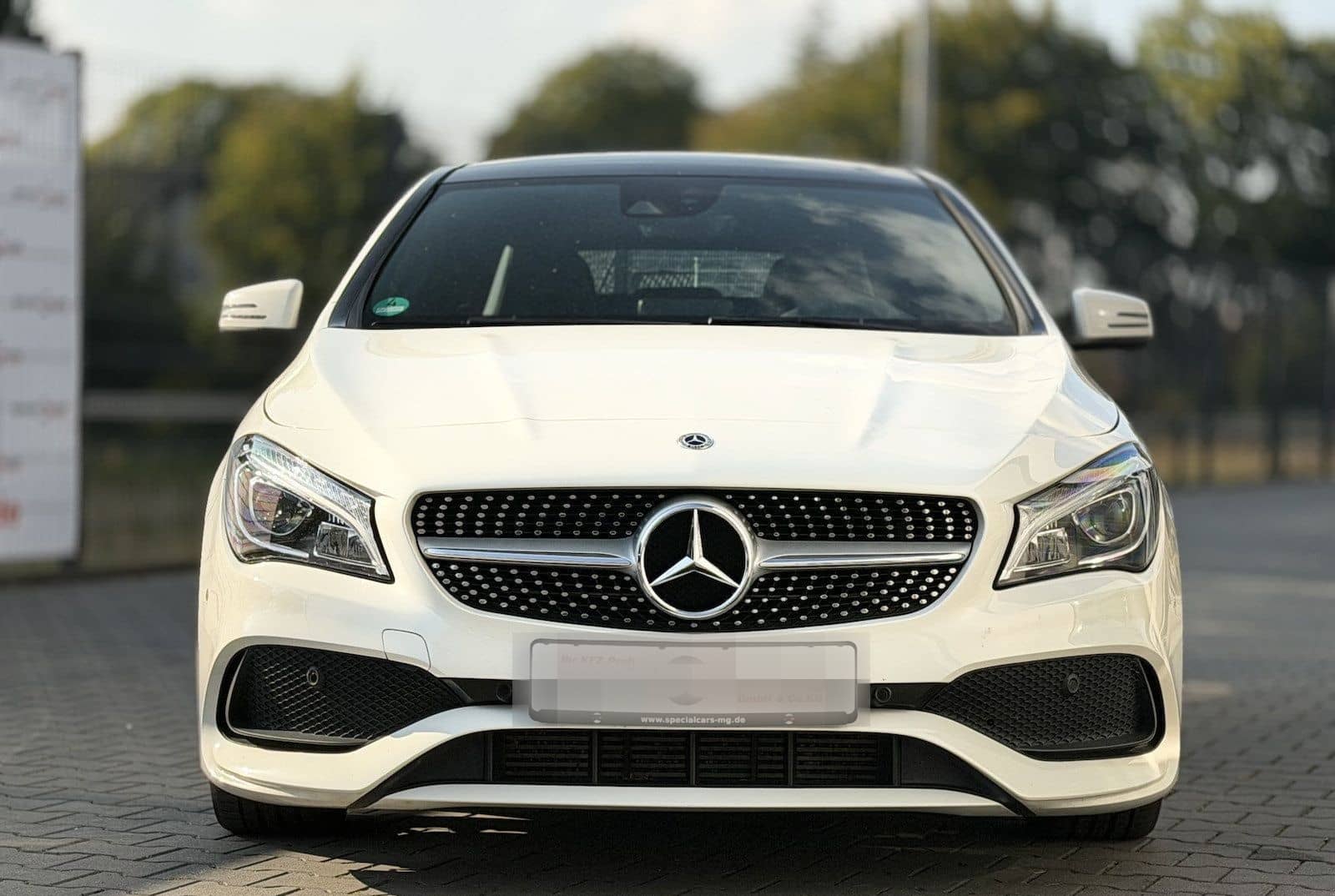 Mercedes-Benz CLA 220 Shooting Brake AMG / PANO / AHK / Kamera foto 13