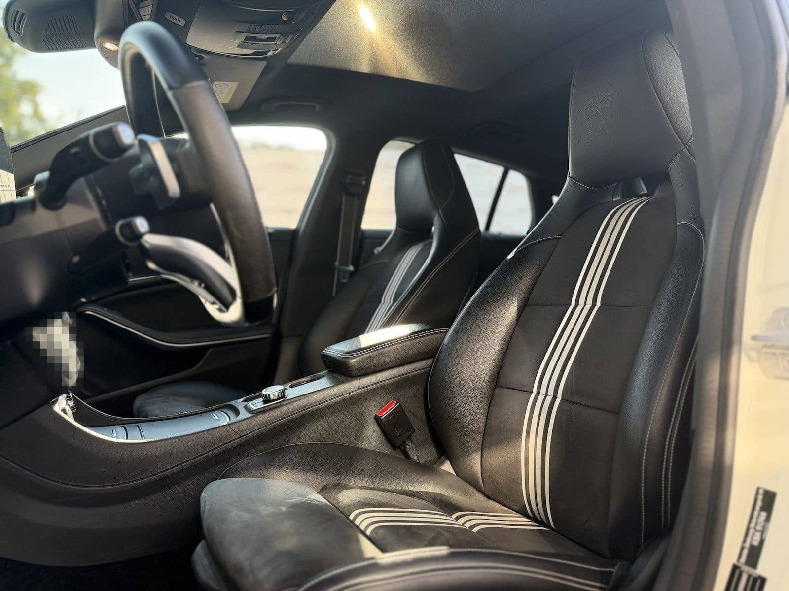 Mercedes-Benz CLA 220 Shooting Brake AMG / PANO / AHK / Kamera foto 15