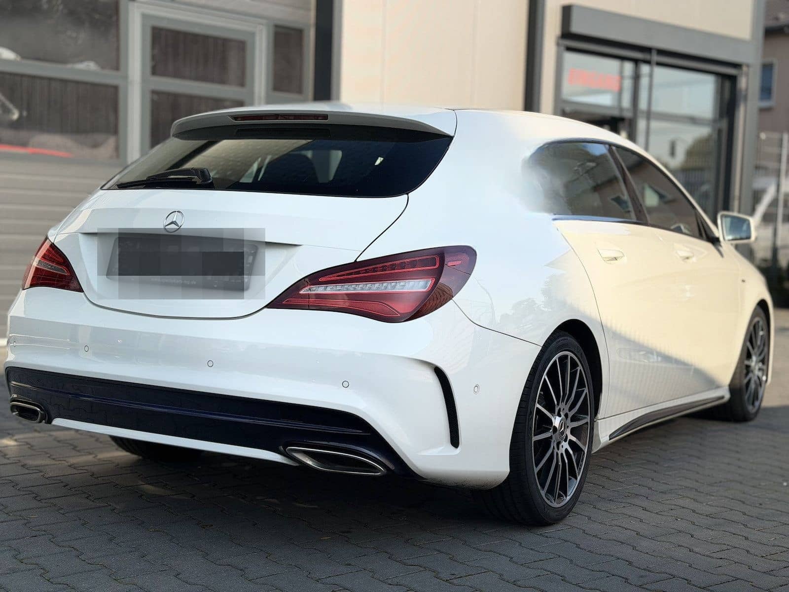 Mercedes-Benz CLA 220 Shooting Brake AMG / PANO / AHK / Kamera foto 8