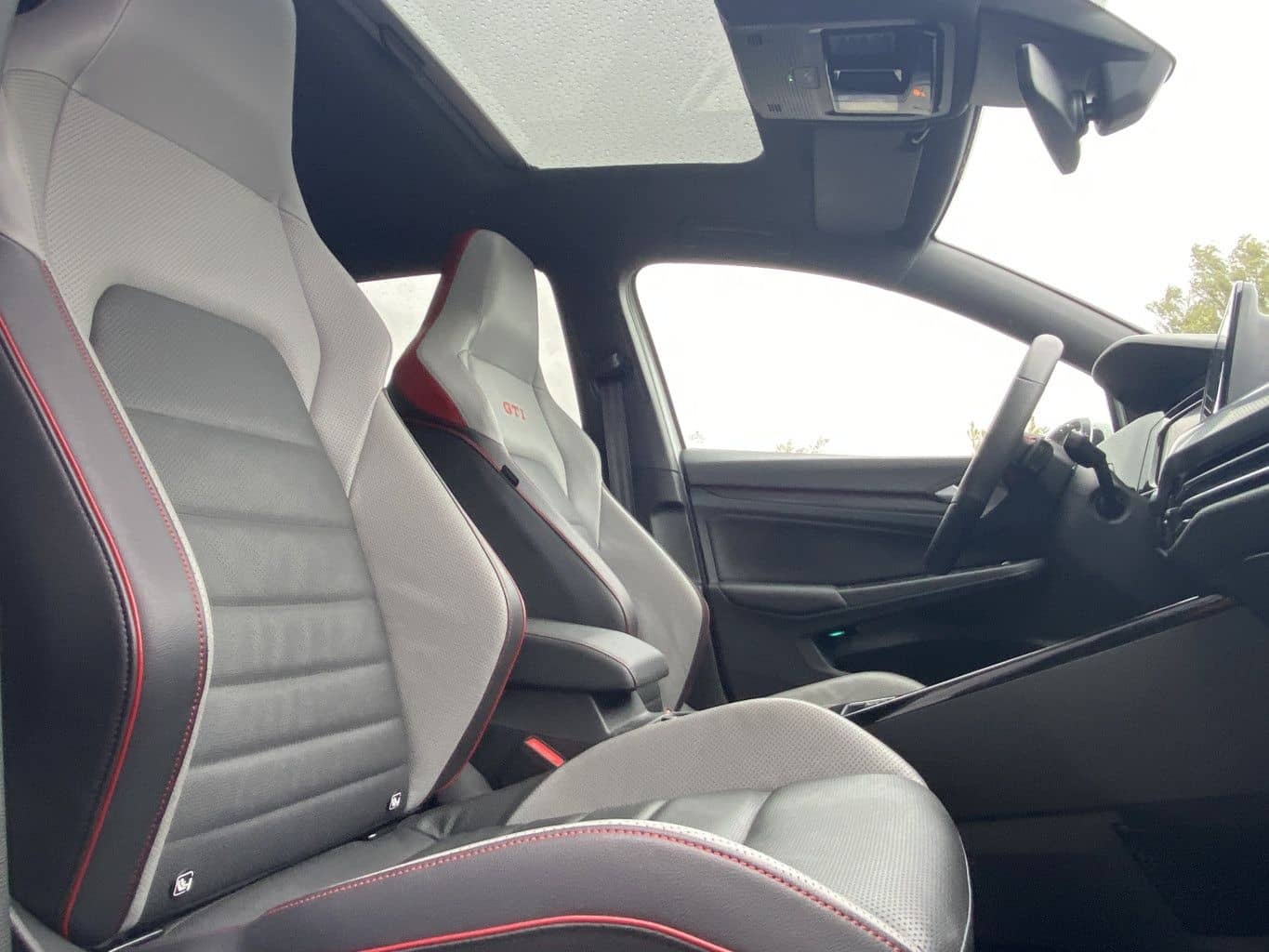 Volkswagen Golf GTI CLUBSPORT 2.0 TSI AKRAPOVIC+DSG GTI-PER foto 13