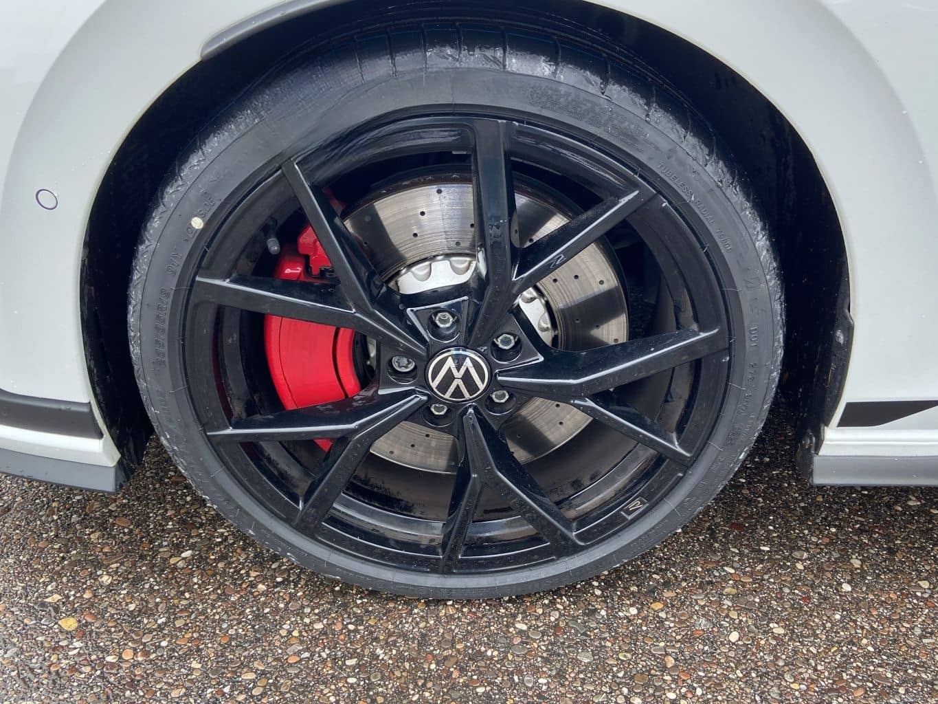 Volkswagen Golf GTI CLUBSPORT 2.0 TSI AKRAPOVIC+DSG GTI-PER foto 8