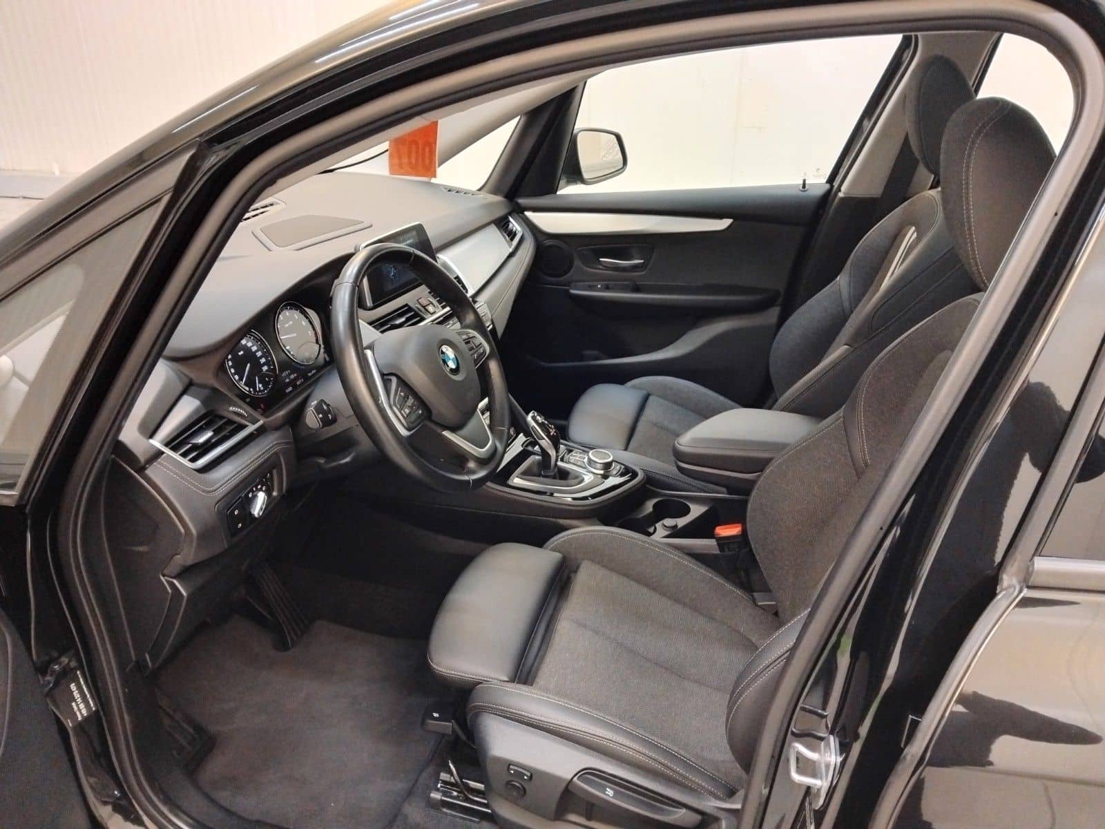 BMW 220i Active Tourer Sport Line foto 9