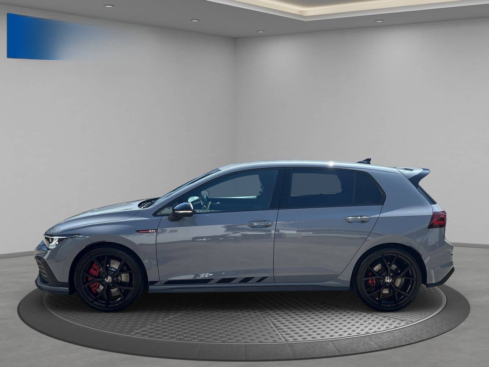 Volkswagen Golf VIII GTI Clubsport 2.0 TSI DSG+MATRIX+ACC foto 2