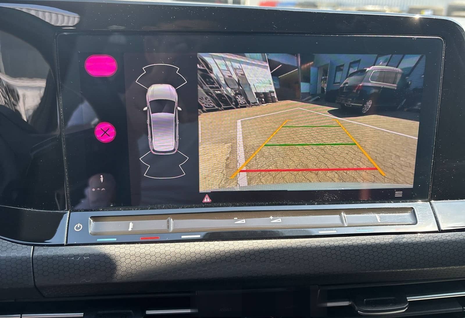 Volkswagen Golf VIII GTI Clubsport 2.0 TSI DSG+MATRIX+ACC foto 22